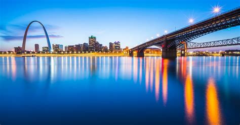 Cheap Flights from New York Newark (EWR) to St Louis (STL).
